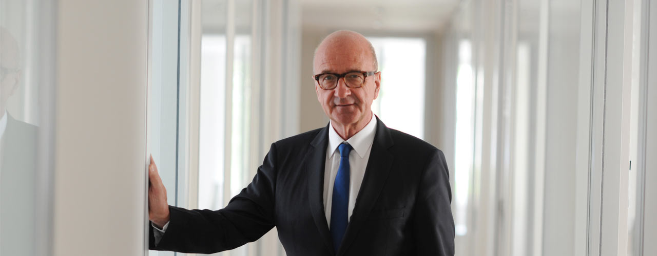 Prof. Holsboer